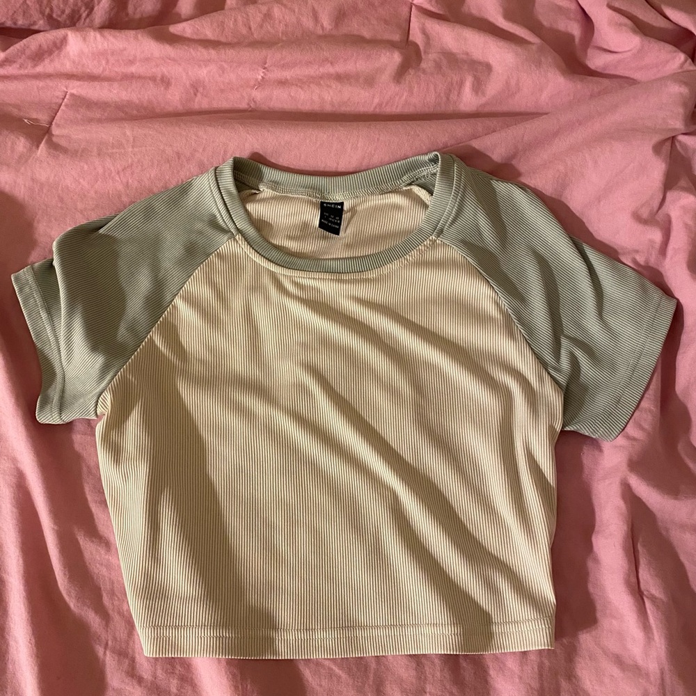 Shein crop top